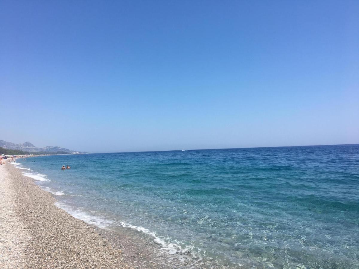 Appartement Sole E Azzurro à Fiumefreddo di Sicilia Extérieur photo